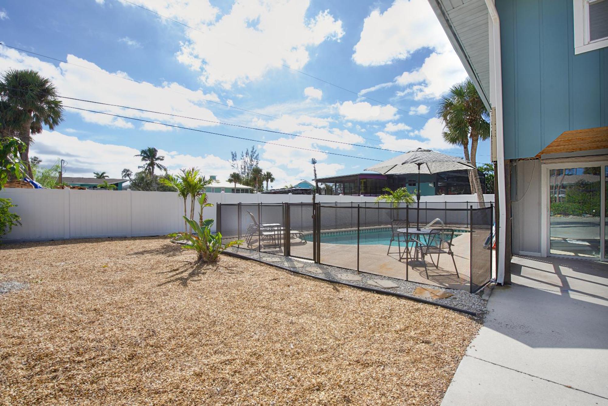 Beach Bungalow 1 By Sun Palace Vacations フォートマイヤーズビーチ エクステリア 写真